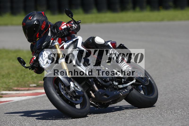 /Archiv-2024/29 12.06.2024 MOTO.CH Track Day ADR/Gruppe gelb/14